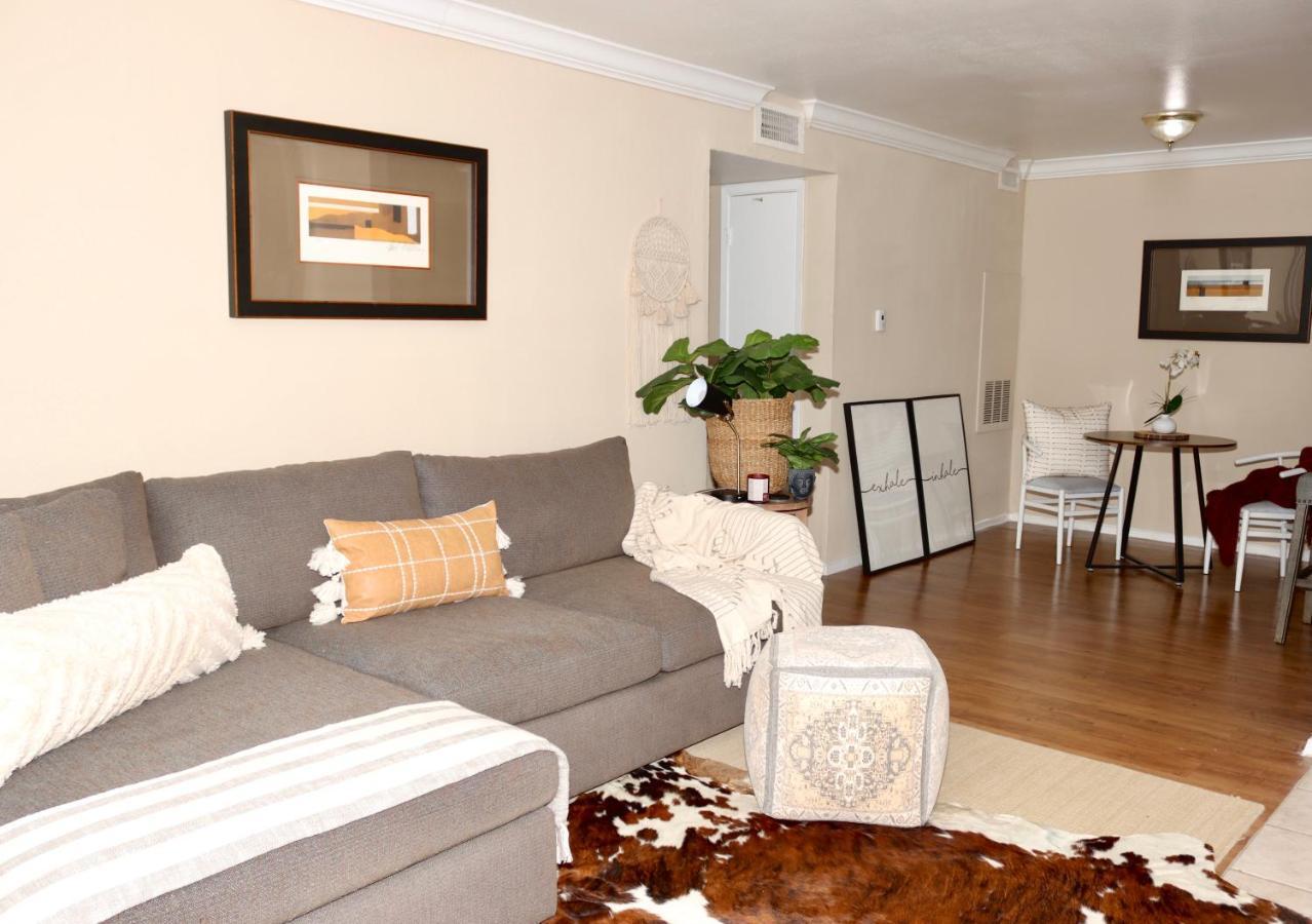 Chic Boho Cottage -Self Check In, Fully Furnished, & Free Parking هيوستن المظهر الخارجي الصورة